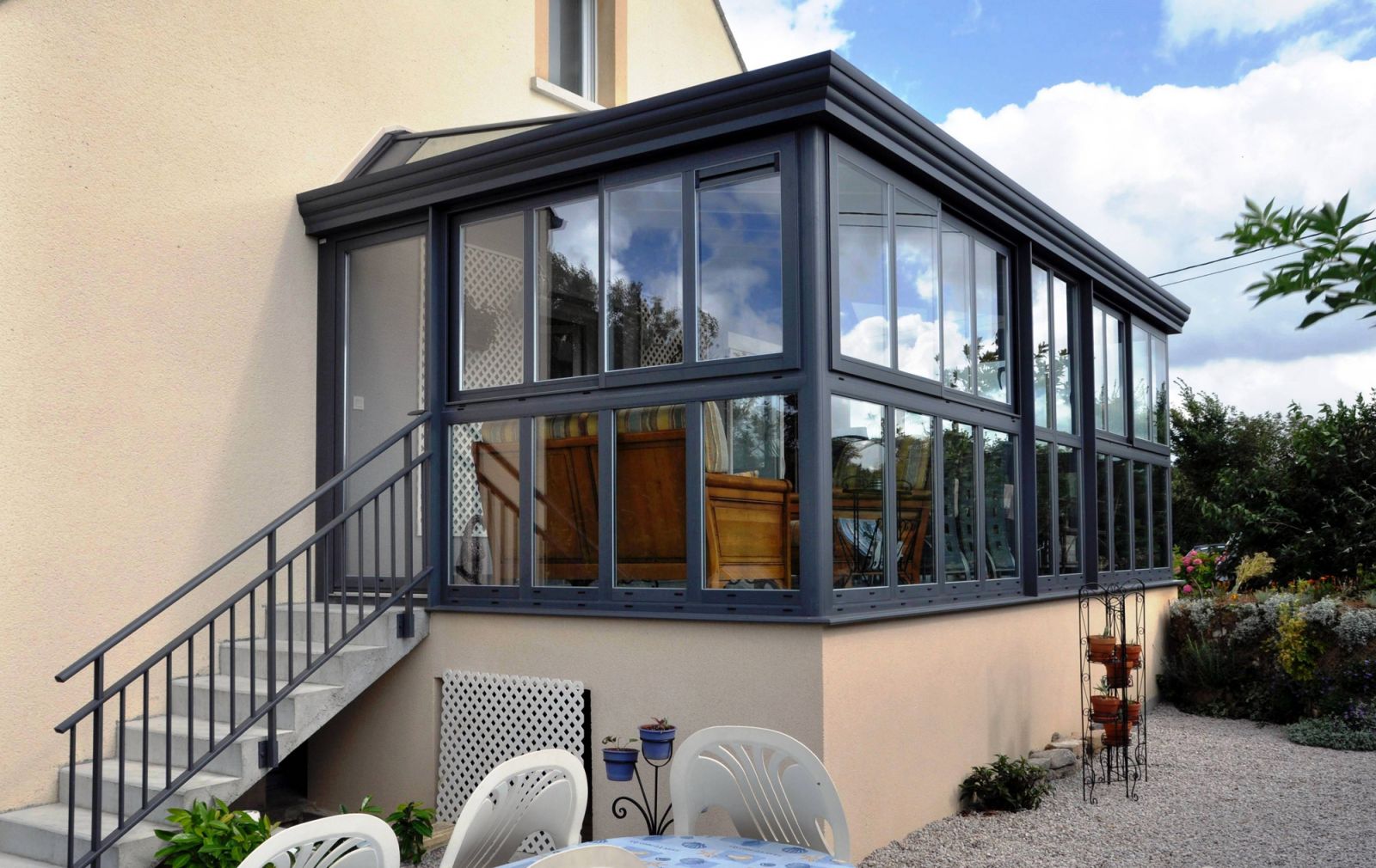 Guide complet pour la rénovation de véranda : Redonnez vie à votre espace de vie extérieur