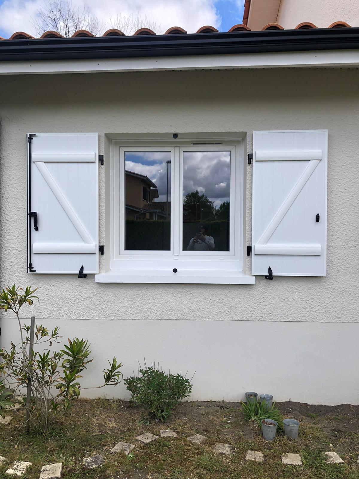 Rénovation et pose de menuiseries à Pessac (33)