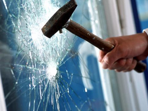 Conseils et solutions pour sécuriser votre véranda des effractions