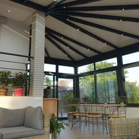 Quel type déclairage choisir pour ma véranda ou ma pergola ?