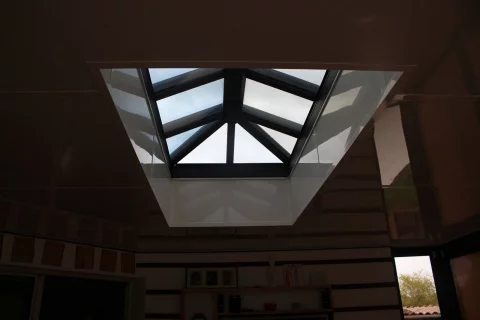 Tout ce que vous devez savoir sur les verrières de toiture