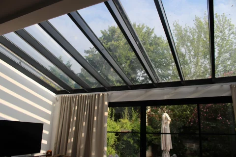 Tout ce que vous devez savoir sur les verrières de toiture