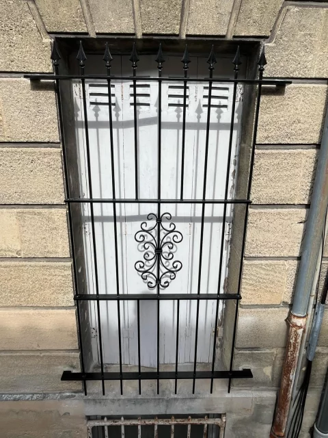 Pose de grilles de défense à Bordeaux (33)