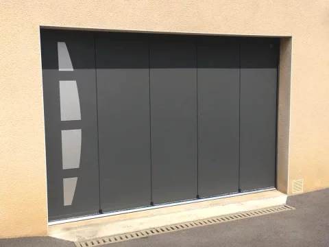 Porte de garage coulissante design