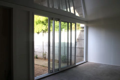 Création dune extension de maison en ossature aluminium à BRUGES (33)