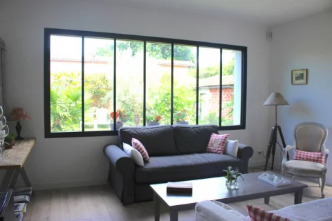 Fenêtre en aluminium, PVC ou bois/alu